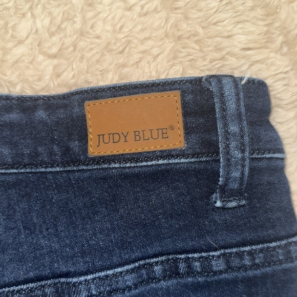 Judy Blue Jeans - Picture 5 of 5